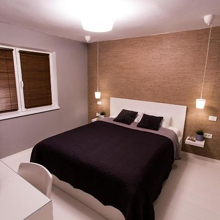 The Retreat Apartment Sinaia Bagian luar foto